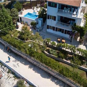 2 Bedroom Apartment with Shared Pool on Ciovo Island, Sleeps 4-6